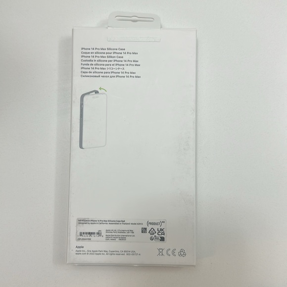 Apple iPhone 14 Pro Max MagSafe Silicone Case - Picture 2 of 3